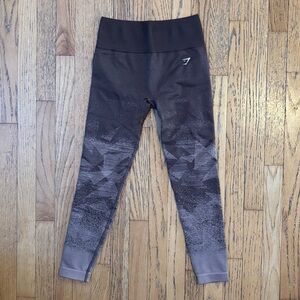 🖤 Gymshark Seamless Leggings • S/M (13” flat) • MSRP $60 ✨